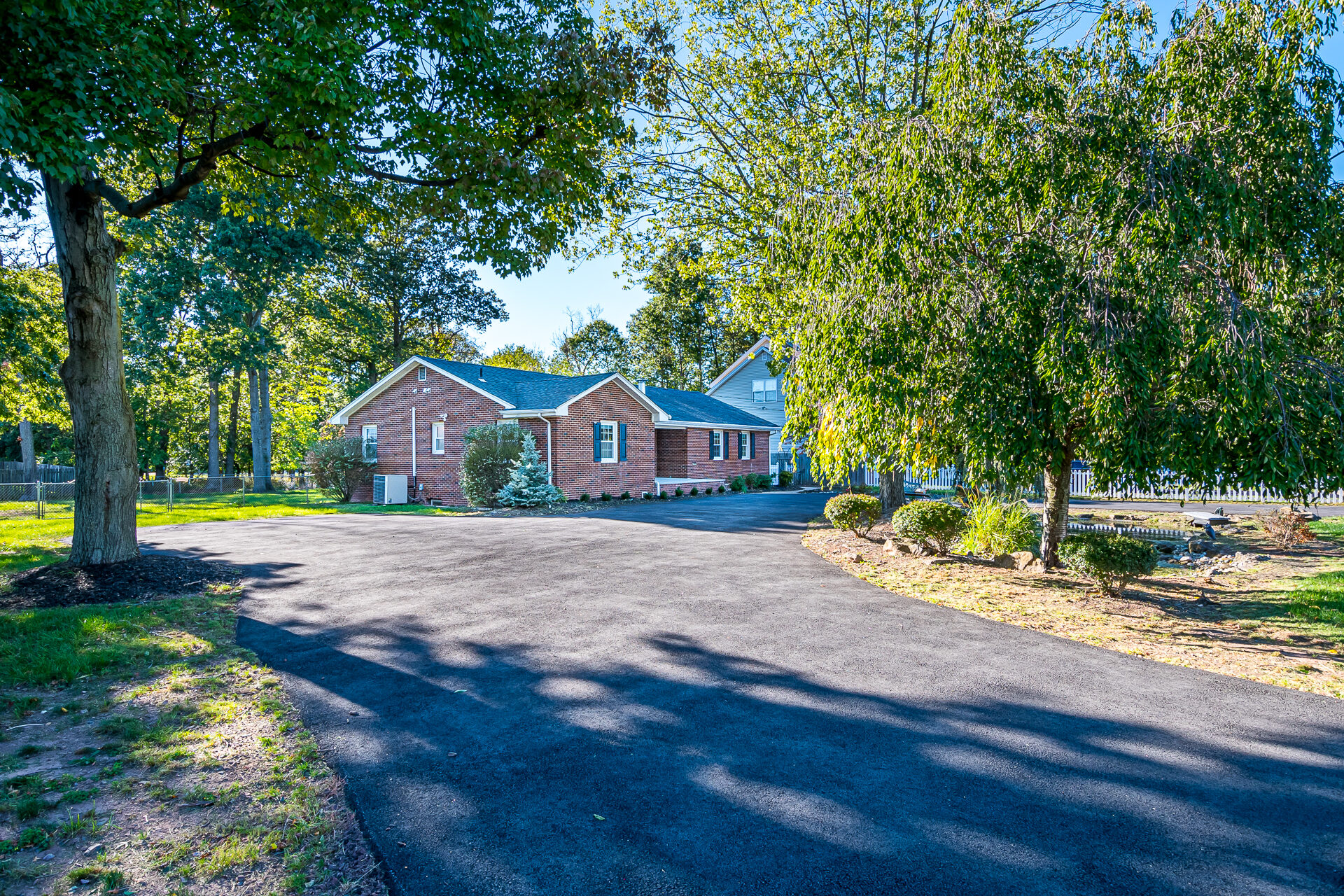 Exterior of 38 New Brooklyn Road